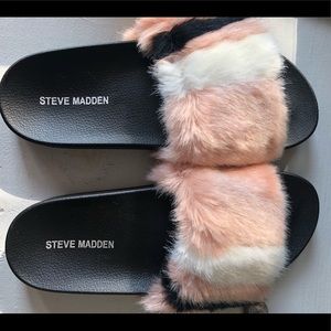 Steve Madden Softey Slides never been worn
